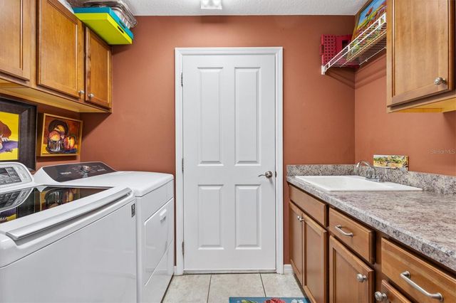 1198 READING ROAD, The Villages, FL 32163