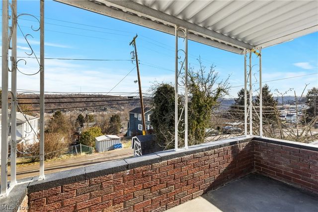 1408 N 9th Street, Martins Ferry, OH 43935