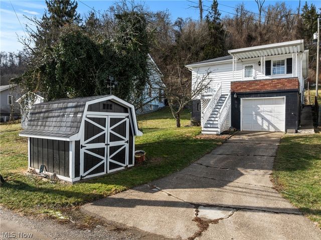 1408 N 9th Street, Martins Ferry, OH 43935