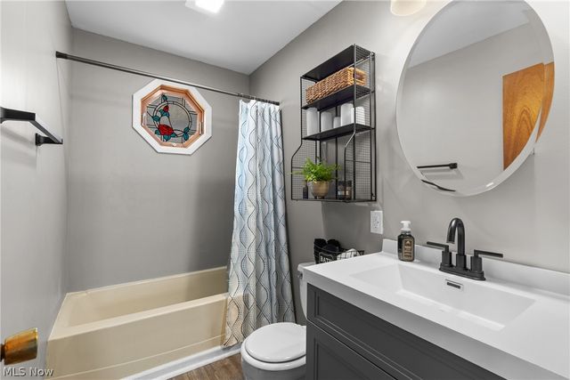 1408 N 9th Street, Martins Ferry, OH 43935