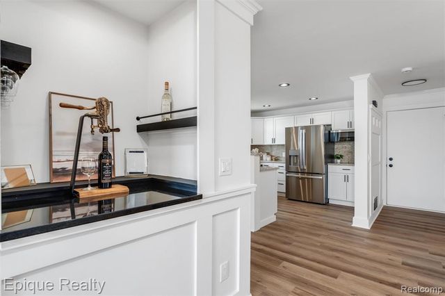 800 Kimberly, Lake Orion, MI 48362