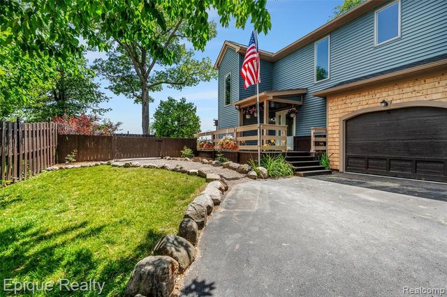 800 Kimberly, Lake Orion, MI 48362