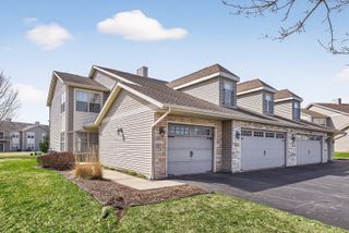 941 Arvle Circle 941, Sycamore, IL 60178