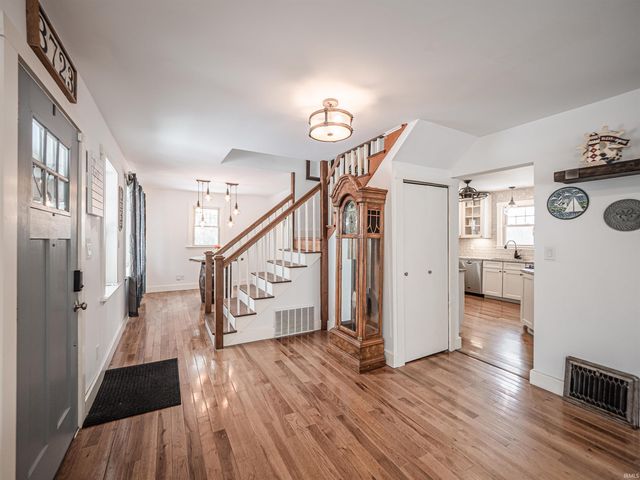 3723 Stringtown Road, Evansville, IN 47711