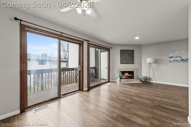 1146 Concord Court 43, Northville, MI 48167