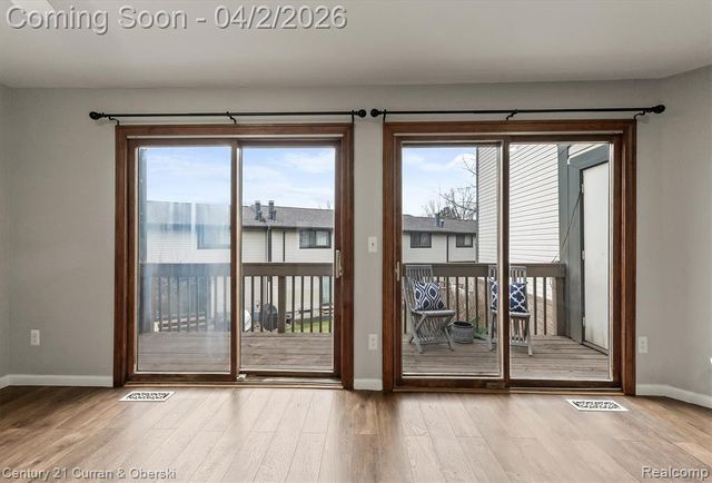 1146 Concord Court 43, Northville, MI 48167