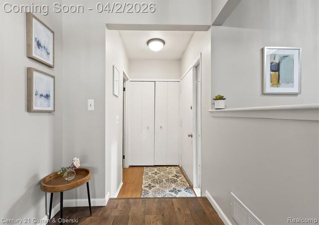 1146 Concord Court 43, Northville, MI 48167