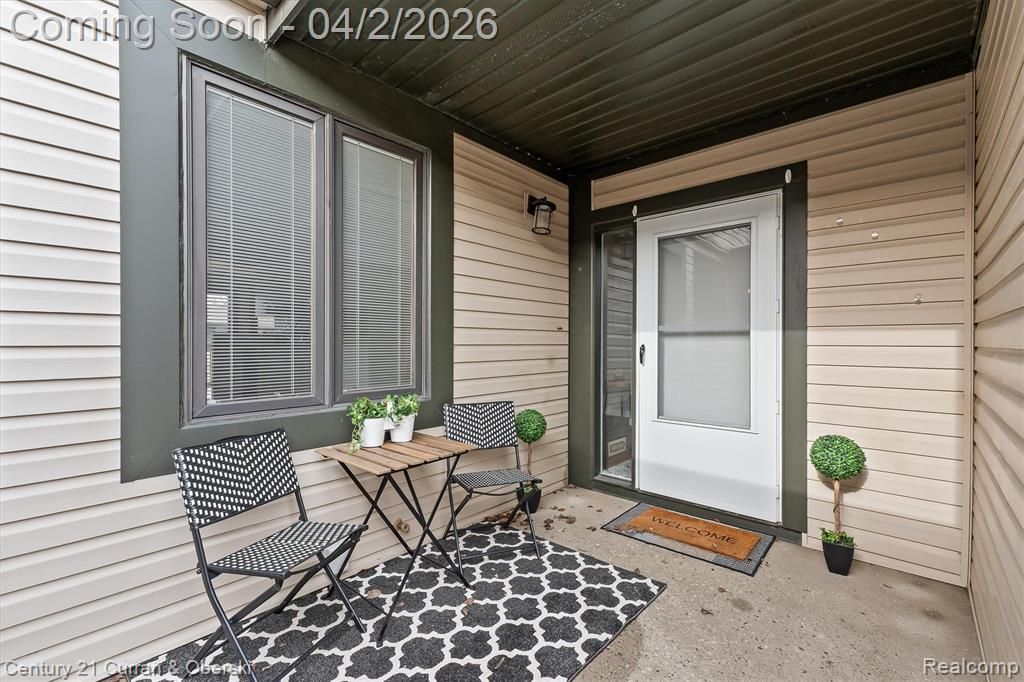 1146 Concord Court 43, Northville, MI 48167