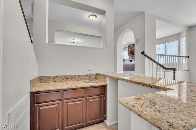 8233 Tivoli Cove Drive, Las Vegas, NV 89128