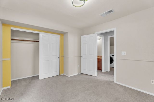 8233 Tivoli Cove Drive, Las Vegas, NV 89128