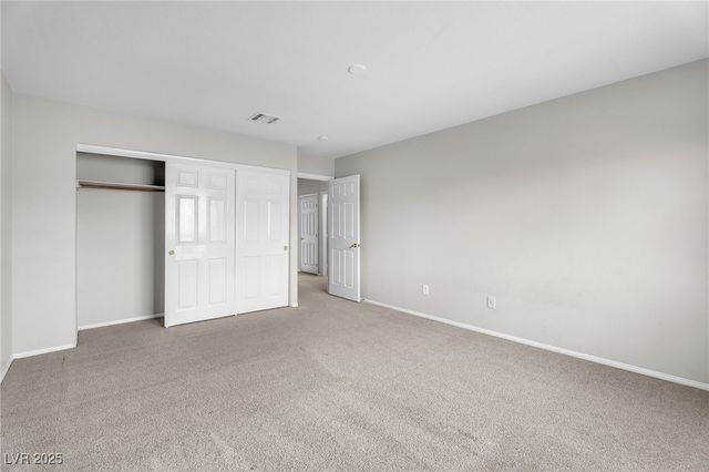 8233 Tivoli Cove Drive, Las Vegas, NV 89128