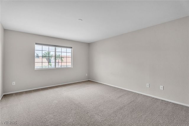 8233 Tivoli Cove Drive, Las Vegas, NV 89128