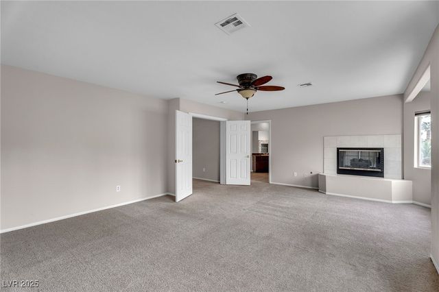 8233 Tivoli Cove Drive, Las Vegas, NV 89128