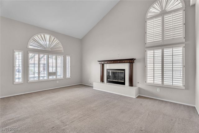 8233 Tivoli Cove Drive, Las Vegas, NV 89128