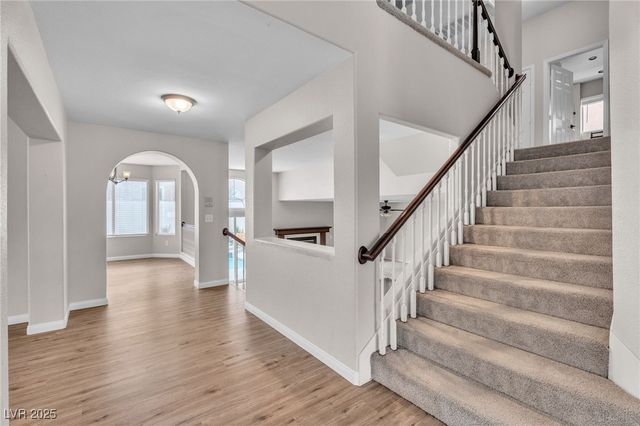 8233 Tivoli Cove Drive, Las Vegas, NV 89128