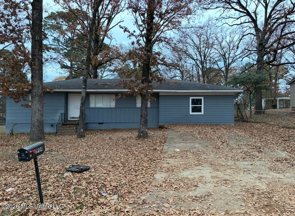 1904 Edwin Avenue, Pearl, MS 39208