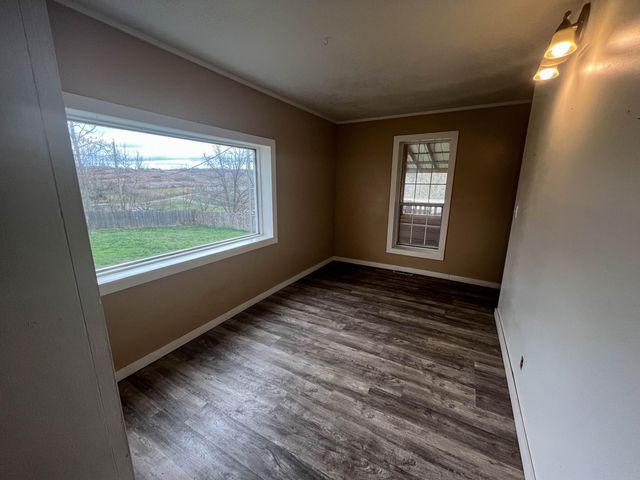 695 Summit Avenue, Mammoth Spring, AR 72554