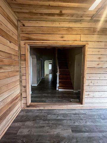 695 Summit Avenue, Mammoth Spring, AR 72554