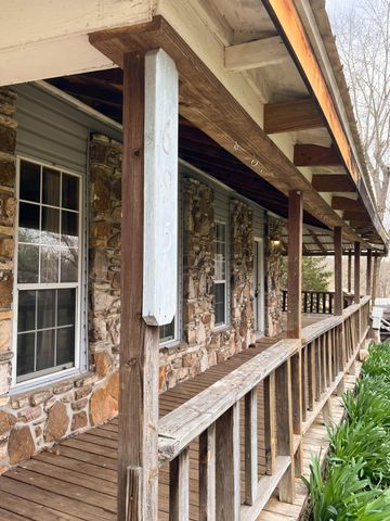 695 Summit Avenue, Mammoth Spring, AR 72554
