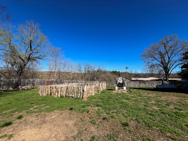 695 Summit Avenue, Mammoth Spring, AR 72554