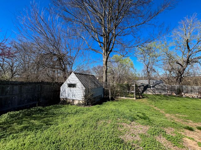 695 Summit Avenue, Mammoth Spring, AR 72554
