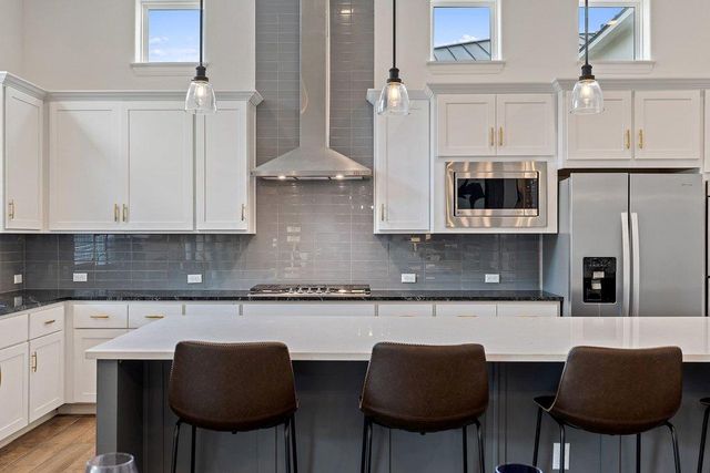 411 Ringtail Stream DR, Austin, TX 78738