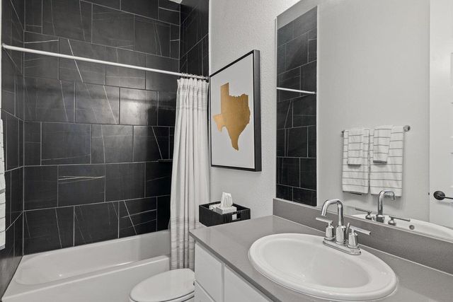 411 Ringtail Stream DR, Austin, TX 78738