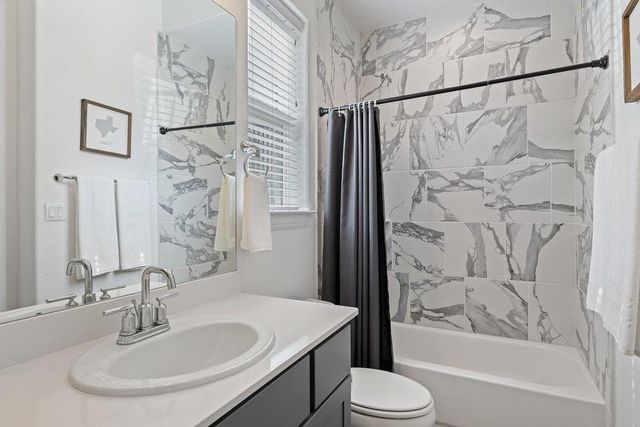 411 Ringtail Stream DR, Austin, TX 78738