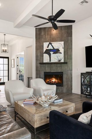 411 Ringtail Stream DR, Austin, TX 78738