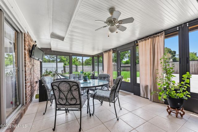 7255 FLORAL RIDGE Drive, Jacksonville, FL 32277