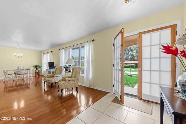 7255 FLORAL RIDGE Drive, Jacksonville, FL 32277