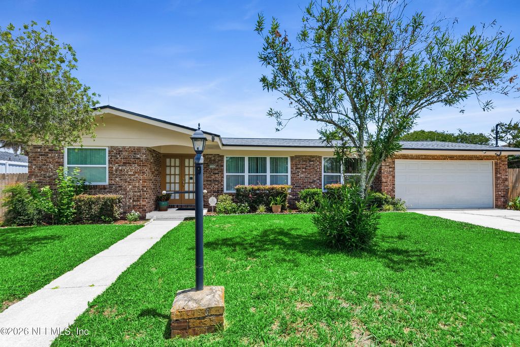 7255 FLORAL RIDGE Drive, Jacksonville, FL 32277