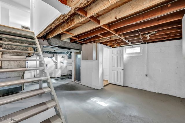 6959 Mill Road, Brecksville, OH 44141