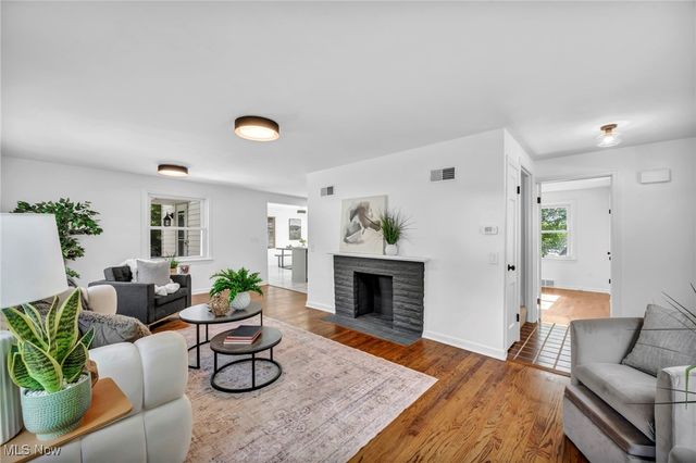 6959 Mill Road, Brecksville, OH 44141