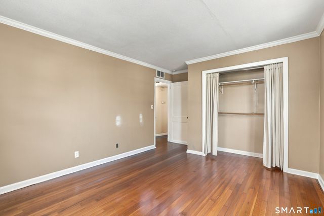 32 Van Buskirk Avenue 1st Floor, Stamford, CT 06902