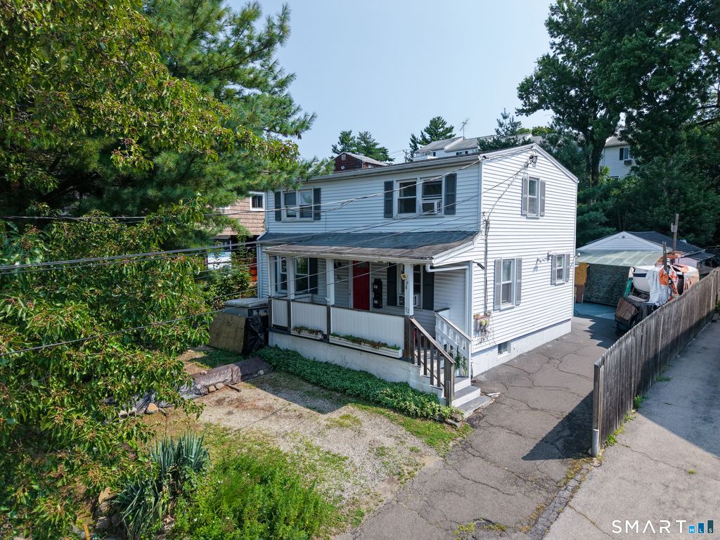 32 Van Buskirk Avenue 1st Floor, Stamford, CT 06902