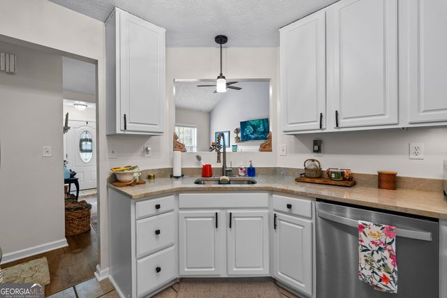 95 Otara Woods Drive, Newnan, GA 30263