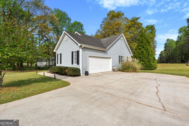 95 Otara Woods Drive, Newnan, GA 30263