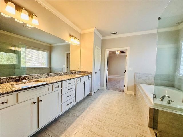 4755 Gablestone Crossing, Hoschton, GA 30548