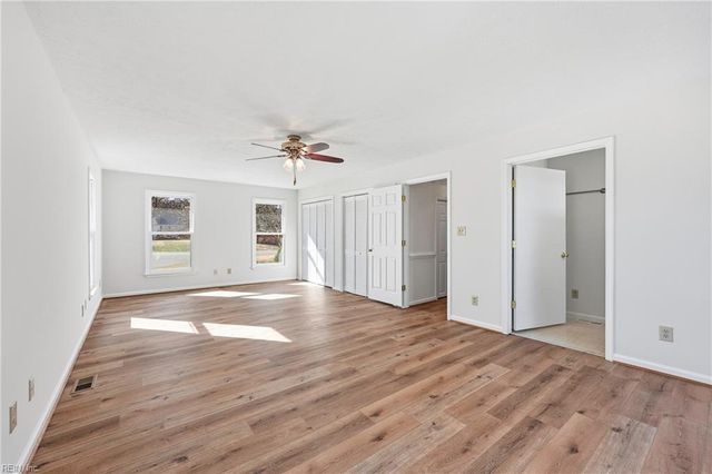 6 Merritt CV, Carrollton, VA 23314