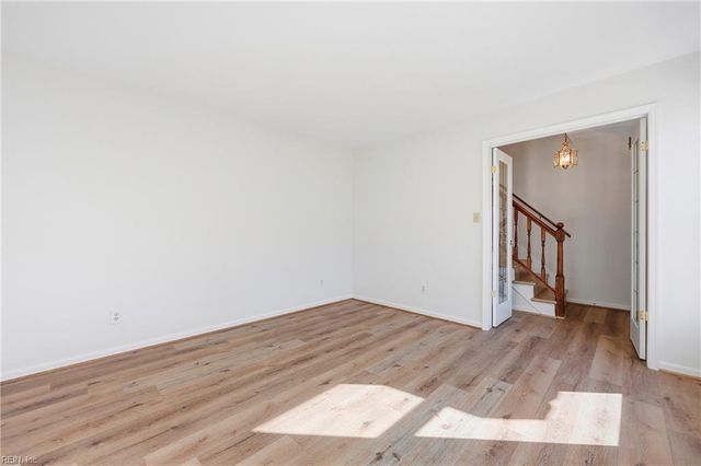 6 Merritt CV, Carrollton, VA 23314