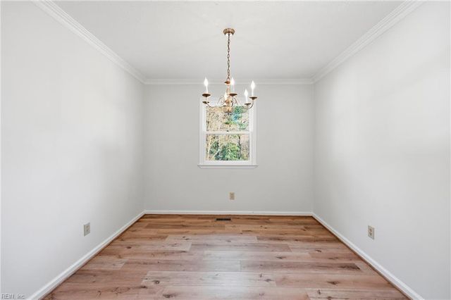 6 Merritt CV, Carrollton, VA 23314