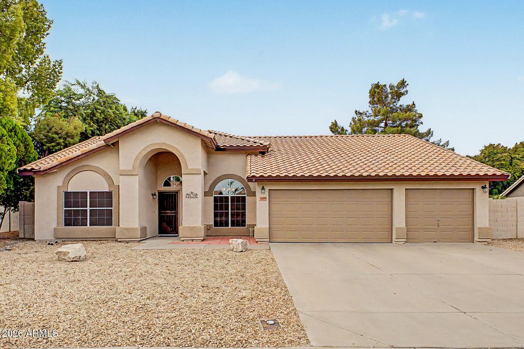 7639 W CROCUS Drive, Peoria, AZ 85381 — exterior