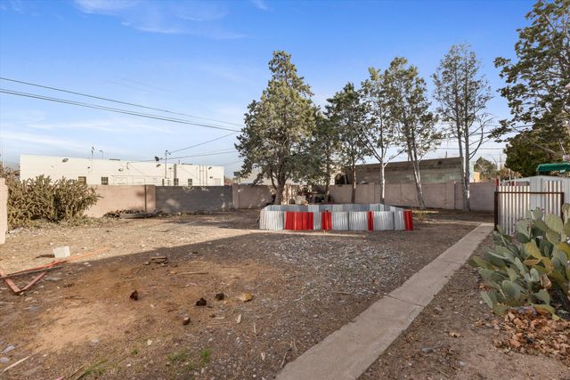 836 Truman Street NE, Albuquerque, NM 87110