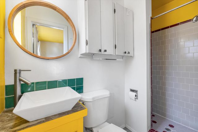 836 Truman Street NE, Albuquerque, NM 87110