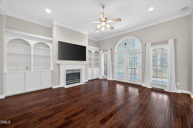 3744 Duxford, Raleigh, NC 27614