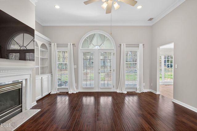 3744 Duxford, Raleigh, NC 27614