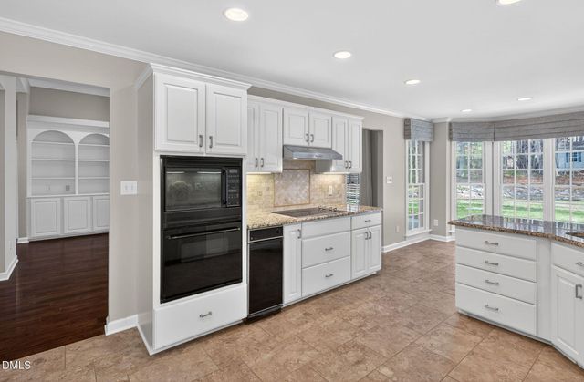 3744 Duxford, Raleigh, NC 27614