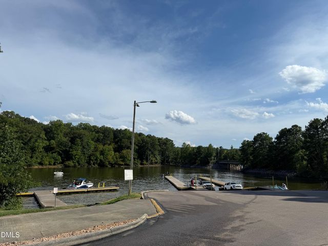 3744 Duxford, Raleigh, NC 27614