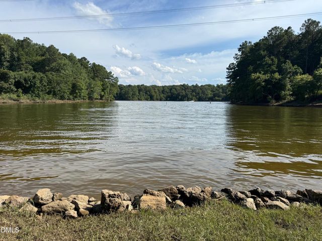 3744 Duxford, Raleigh, NC 27614